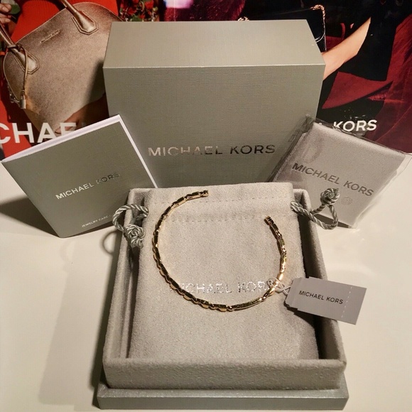 🎁 NWT $175 MICHAEL KORS Mercer Link 14K Gold Cuff - Picture 4 of 7